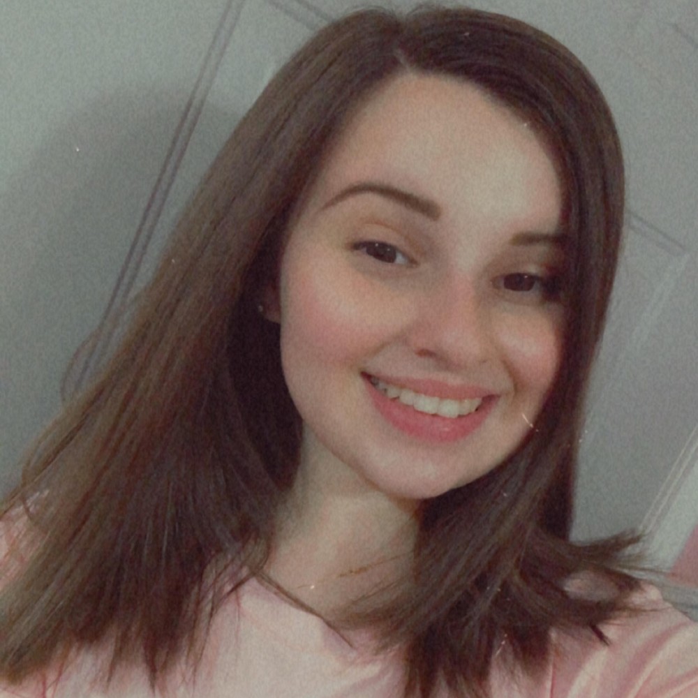 Meet your Posher, Hannah